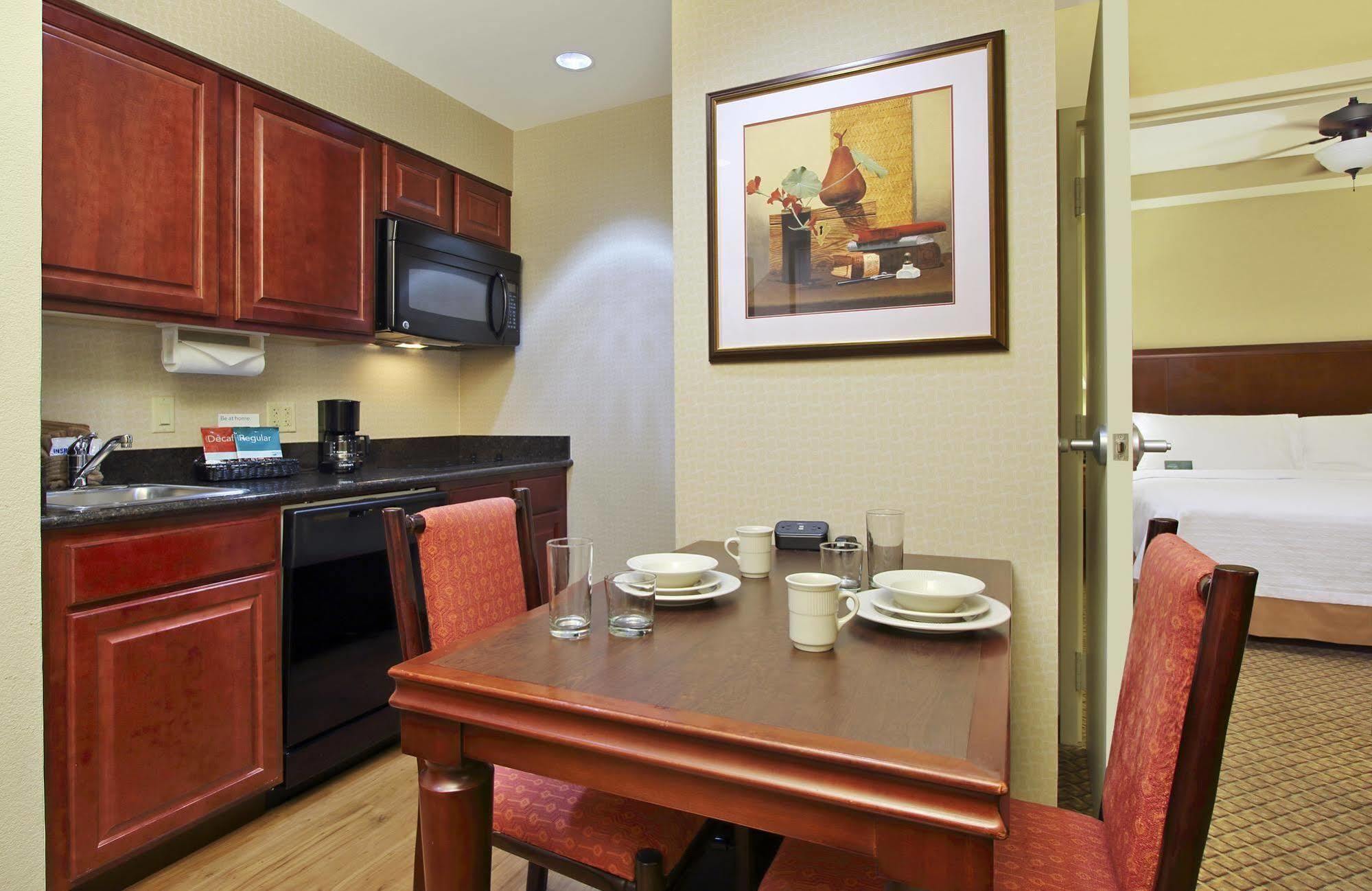 Homewood Suites By Hilton Miami - Airport West Miami Springs Eksteriør bilde